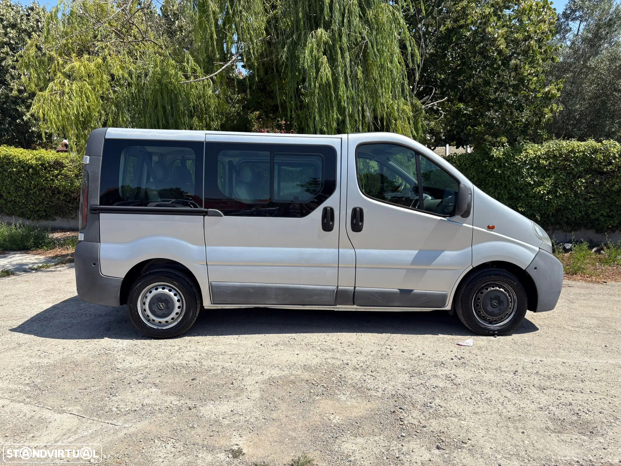 Opel Vivaro 1.9 DTi L1 H1 - 20