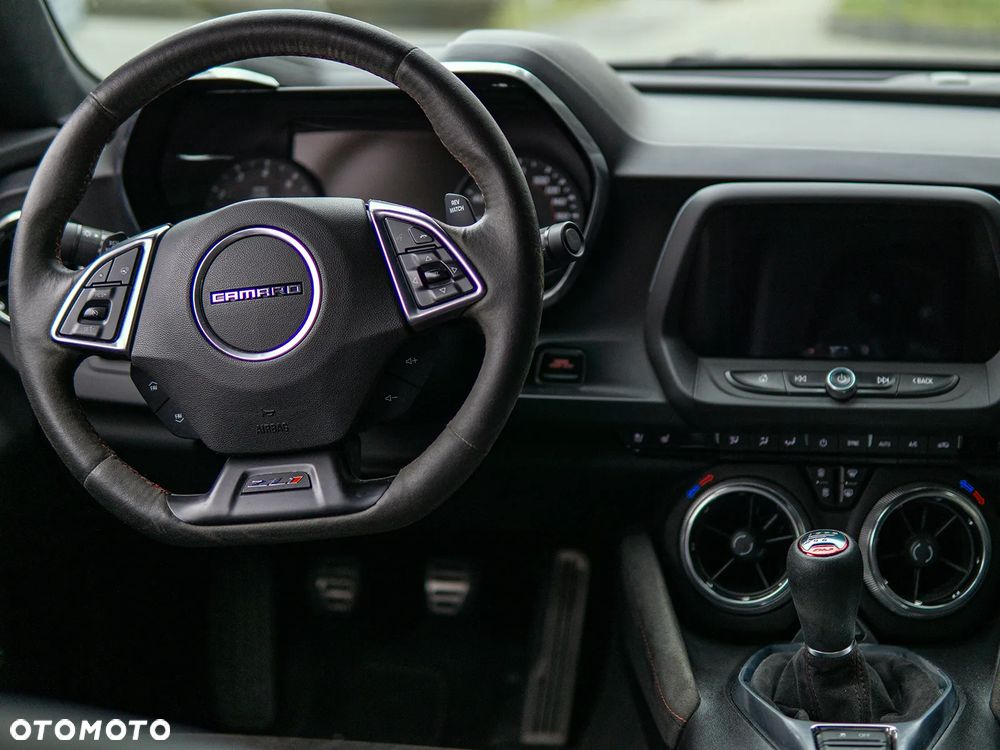 Chevrolet Camaro 6.2 V8 Coupe ZL1 - 3