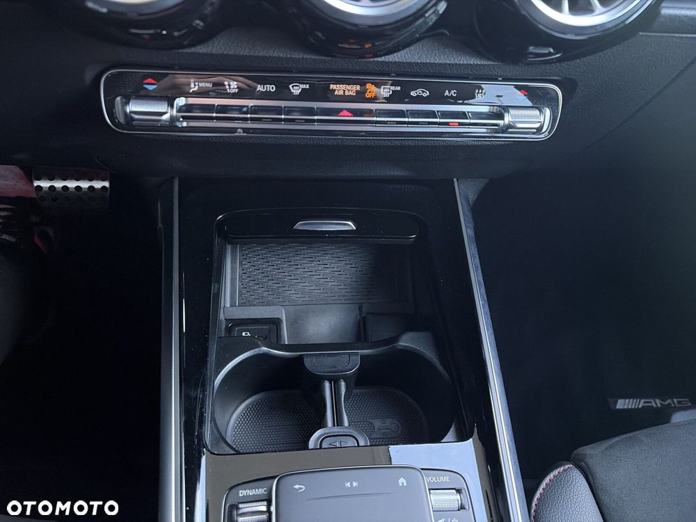 Mercedes-Benz EQB 300 66.5kWh 4-Matic AMG - 26