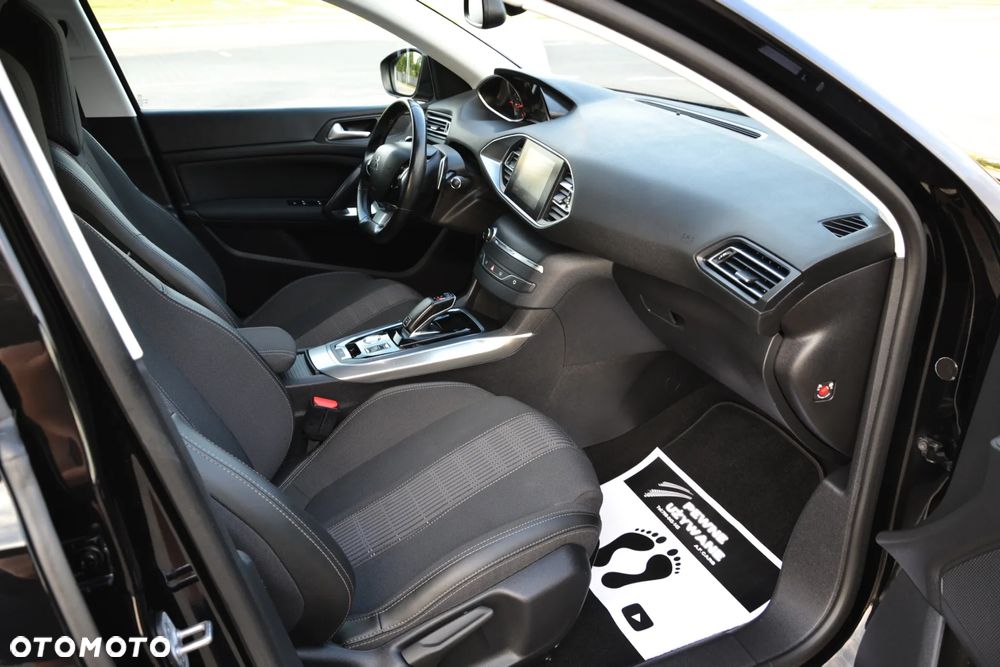 Peugeot 308 BlueHDi 130 EAT8 Stop & Start Allure - 30