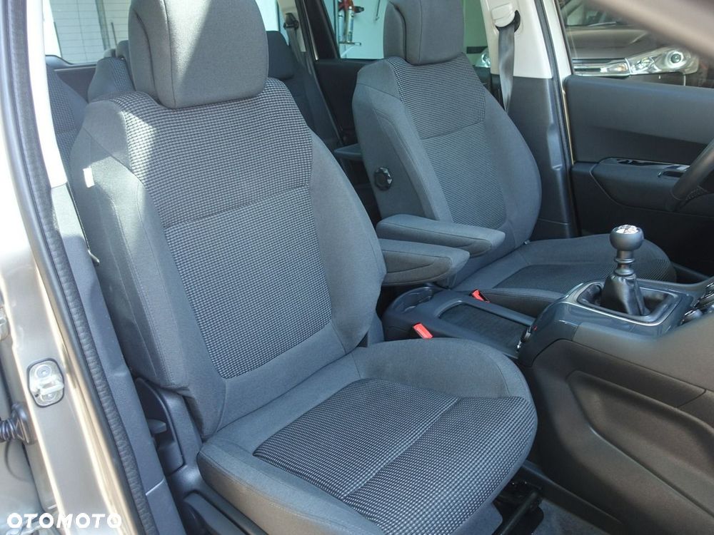 Peugeot 5008 1.2 PureTech Allure S&S - 19