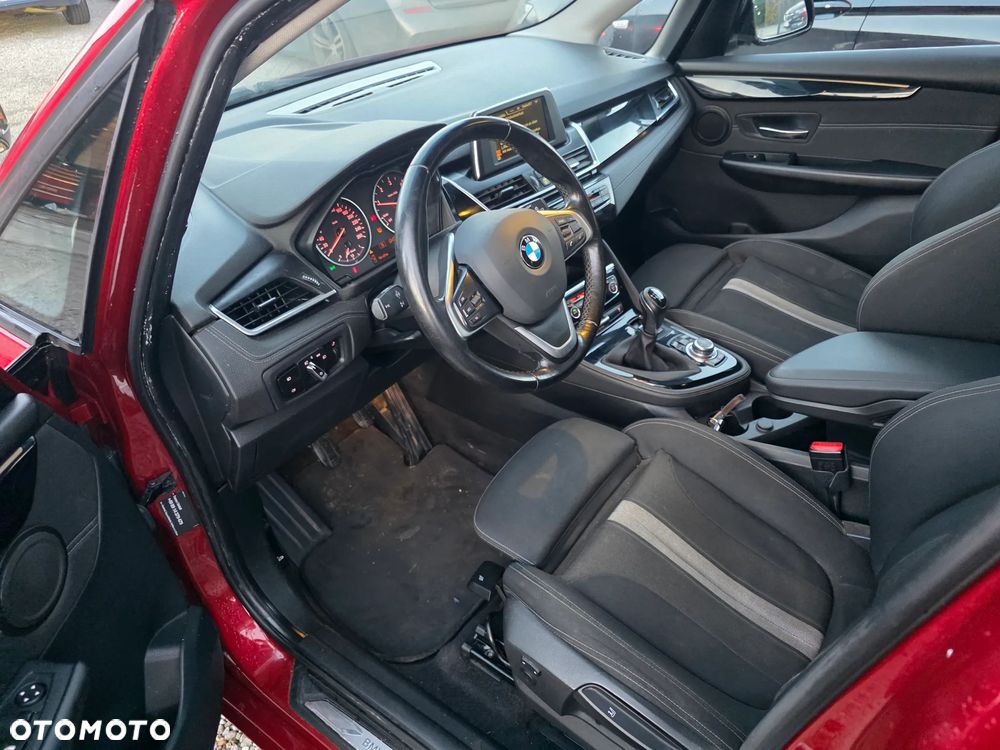 BMW Seria 2 218d GT Sport Line - 12