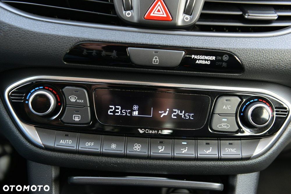 Hyundai i30 1.4 T-GDI DCT Premium - 18