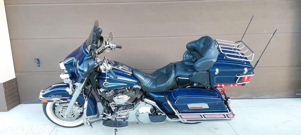 Harley-Davidson FLHTCU Ultra - 1