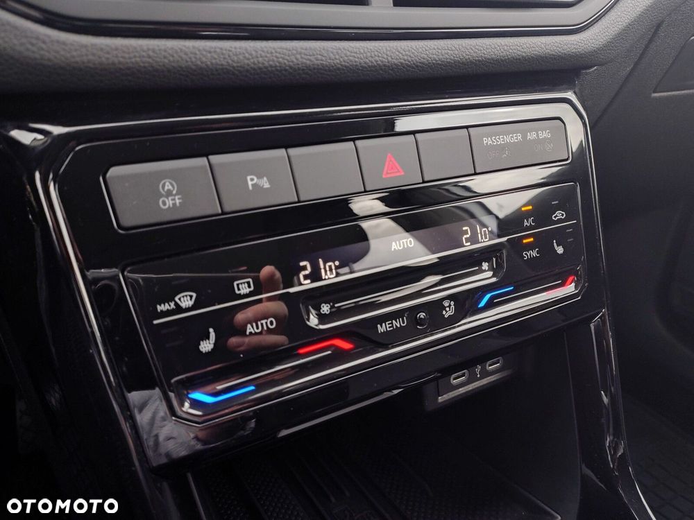 Volkswagen T-Cross - 26