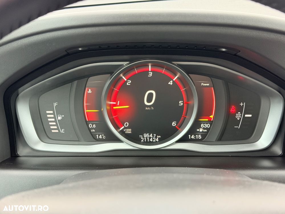 Volvo XC 60 D3 Ocean Race - 27