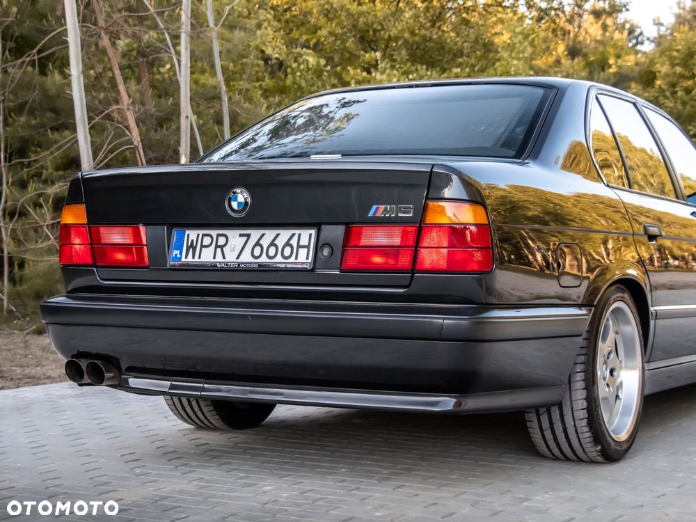 BMW M5 - 4