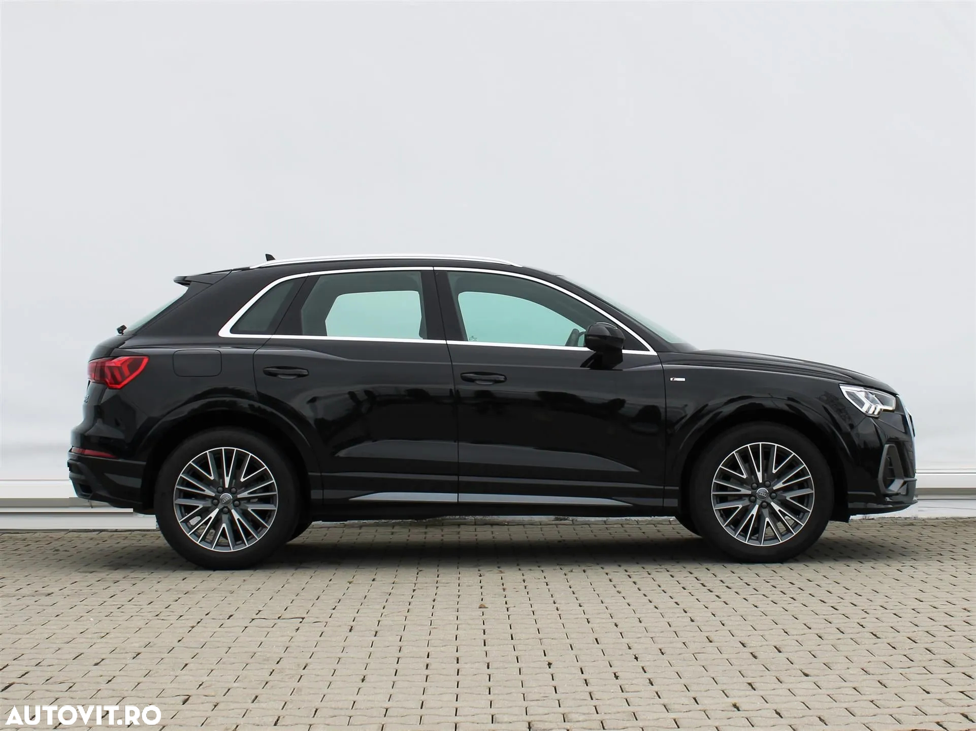 Audi Q3 40 TFSI quattro S tronic S line - 6