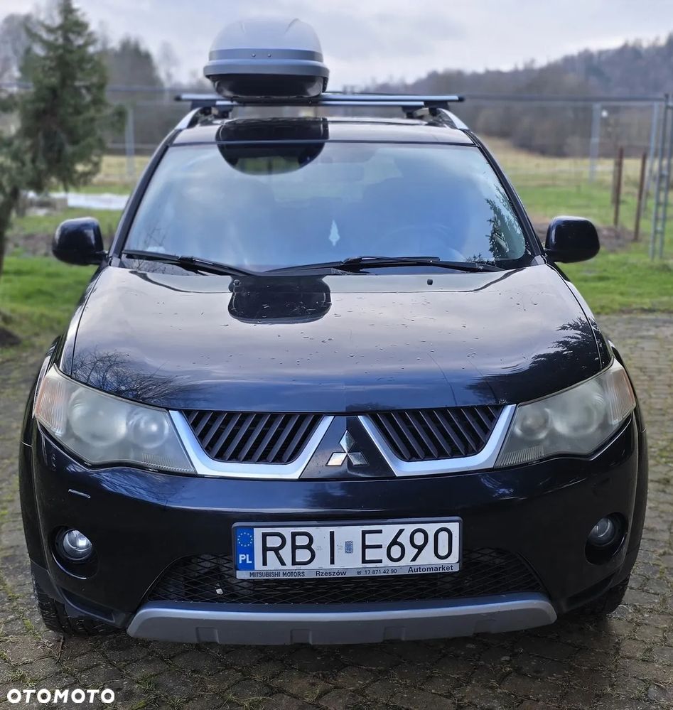 Mitsubishi Outlander 2.0 DID Instyle - 2