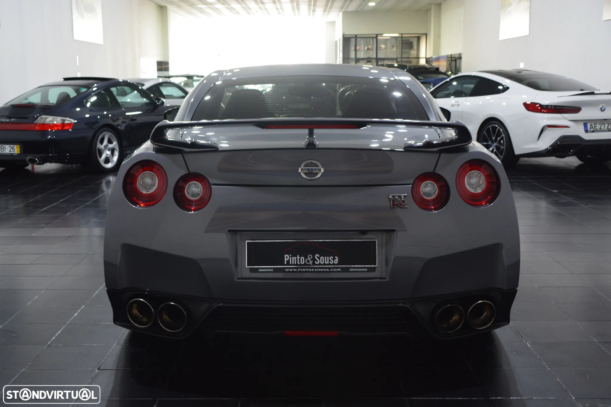 Nissan GT-R 3.8 V6 Black Edition - 9