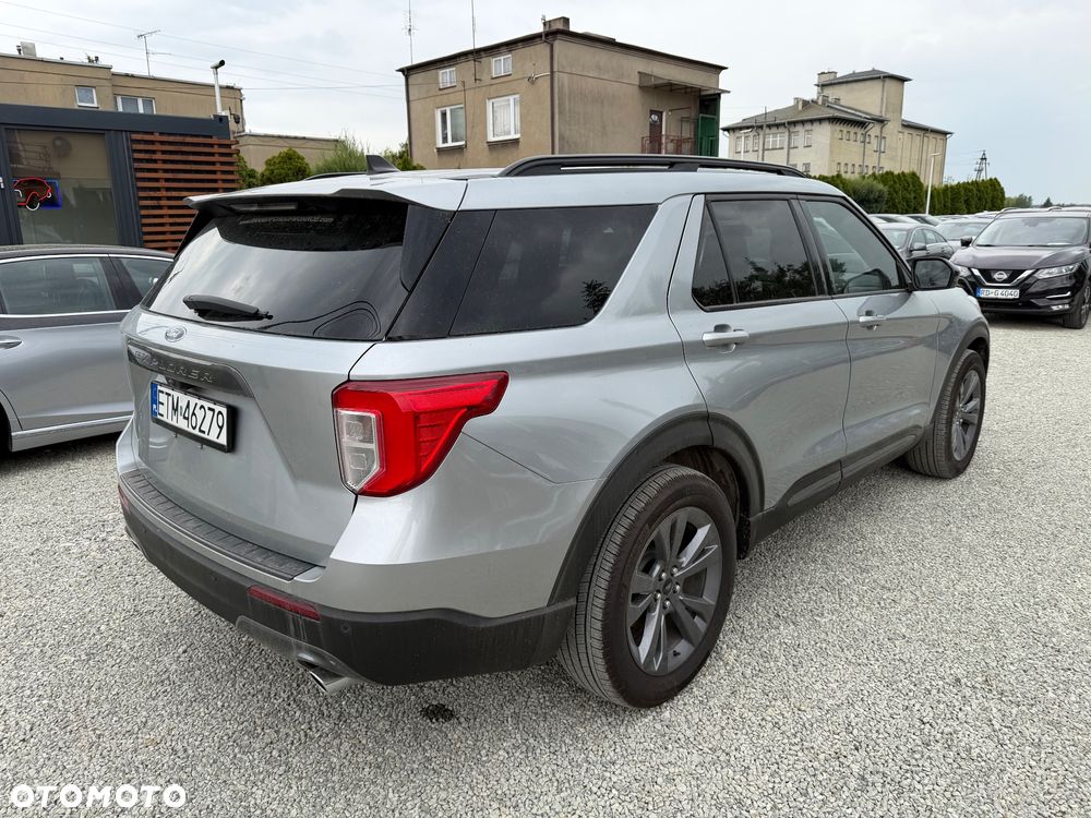 Ford Explorer - 20