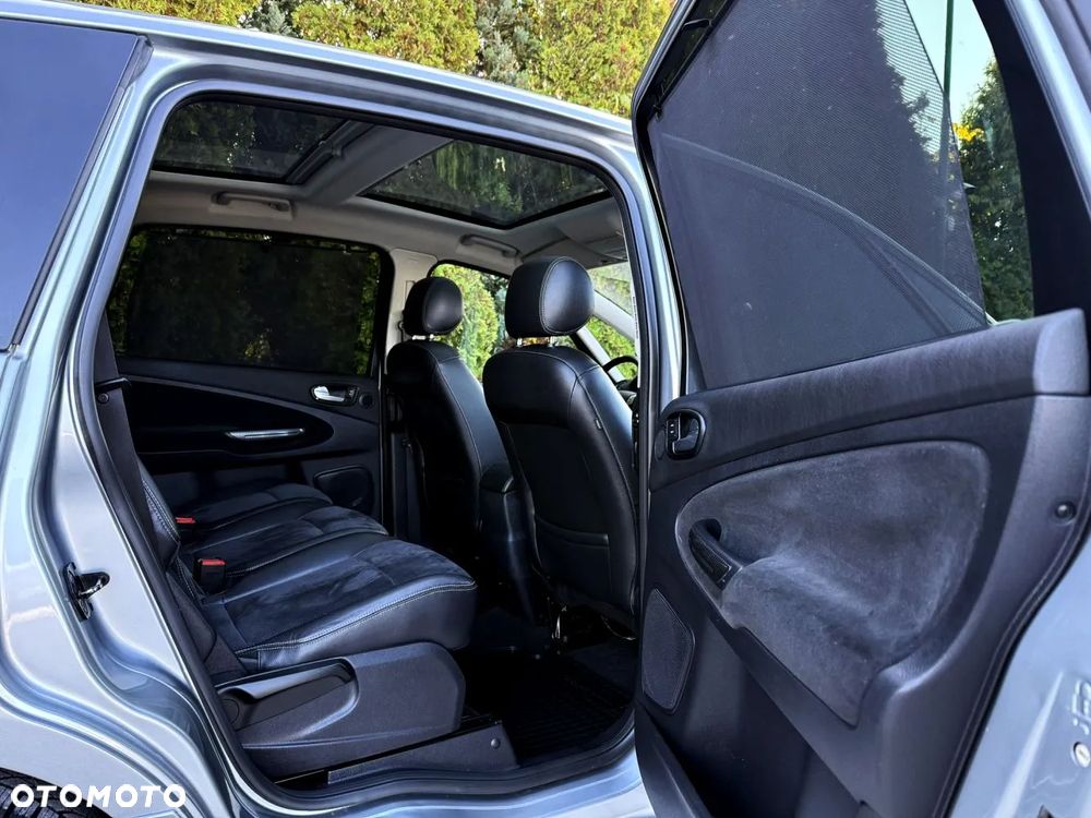 Ford S-Max - 39