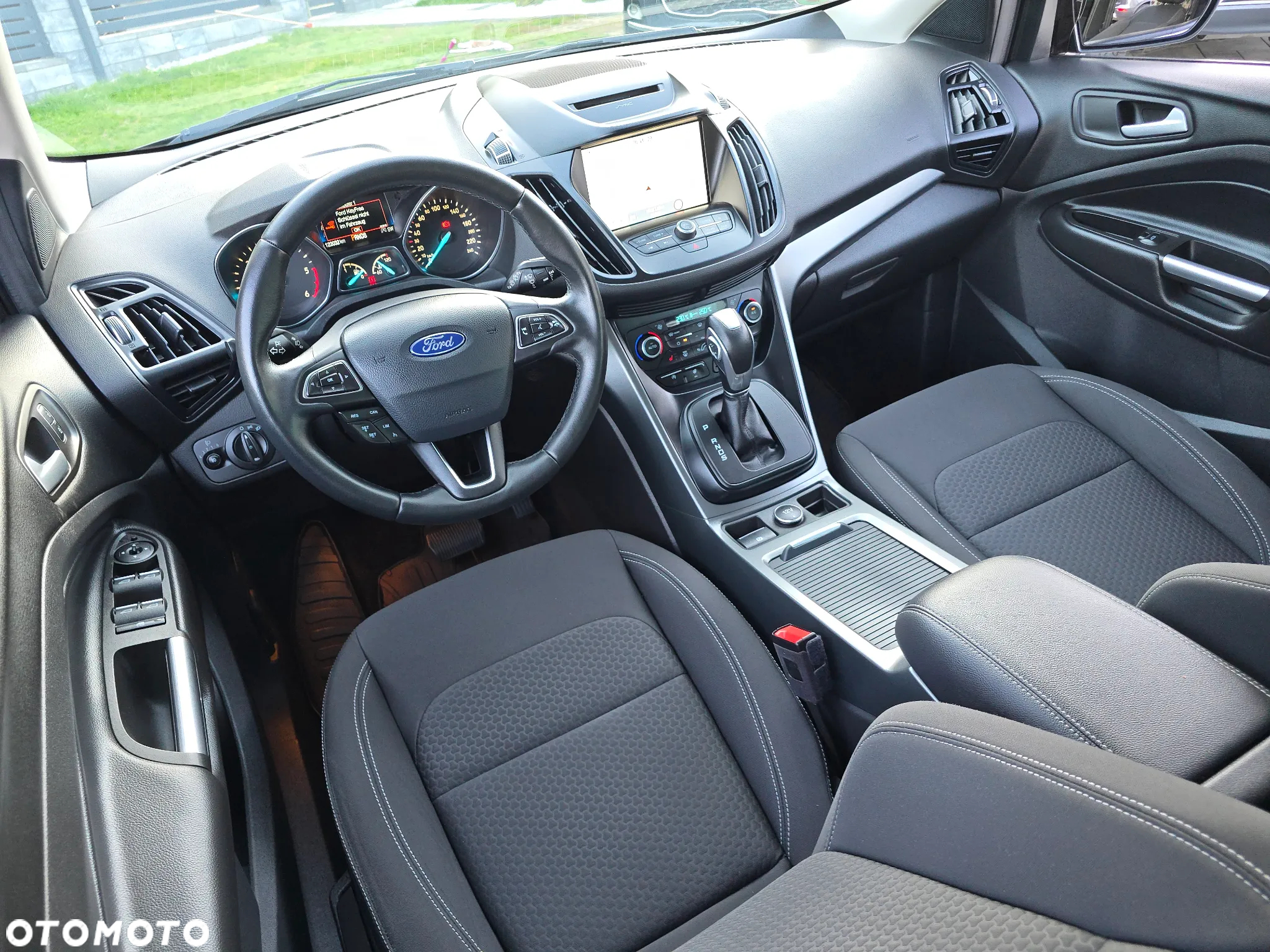Ford Kuga 2.0 TDCi 4x4 Titanium - 27