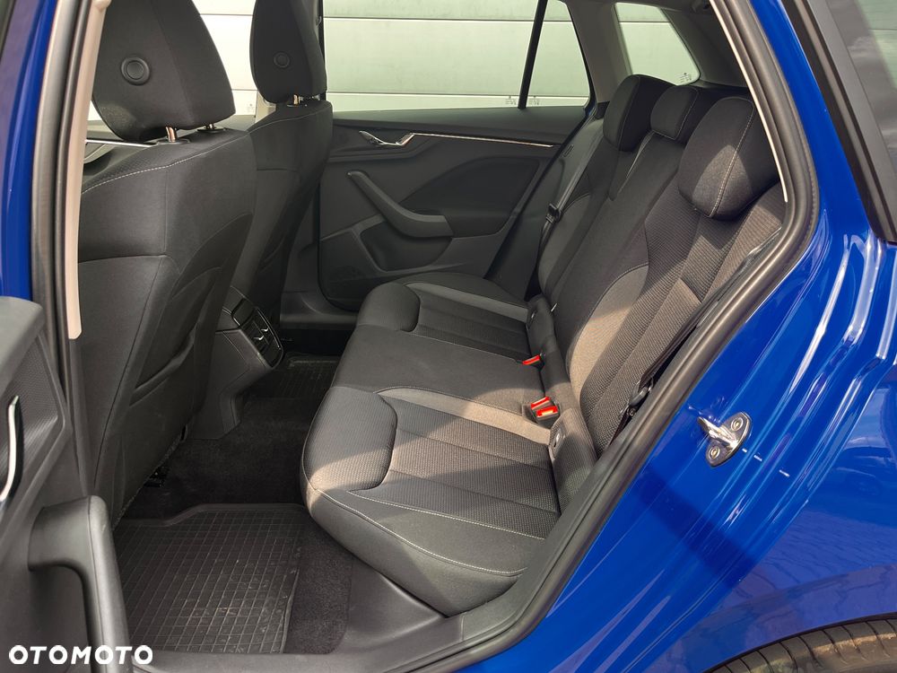 Skoda Kamiq 1.5 TSI DSG Tour - 34
