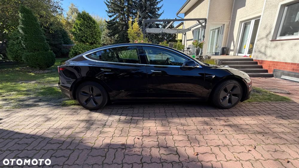 Tesla Model 3 Langstreckenbatterie Allradantrieb Dual Motor - 8