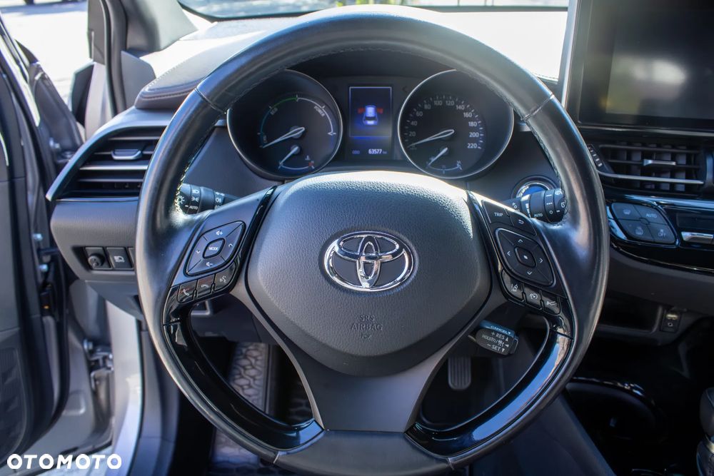 Toyota C-HR - 11
