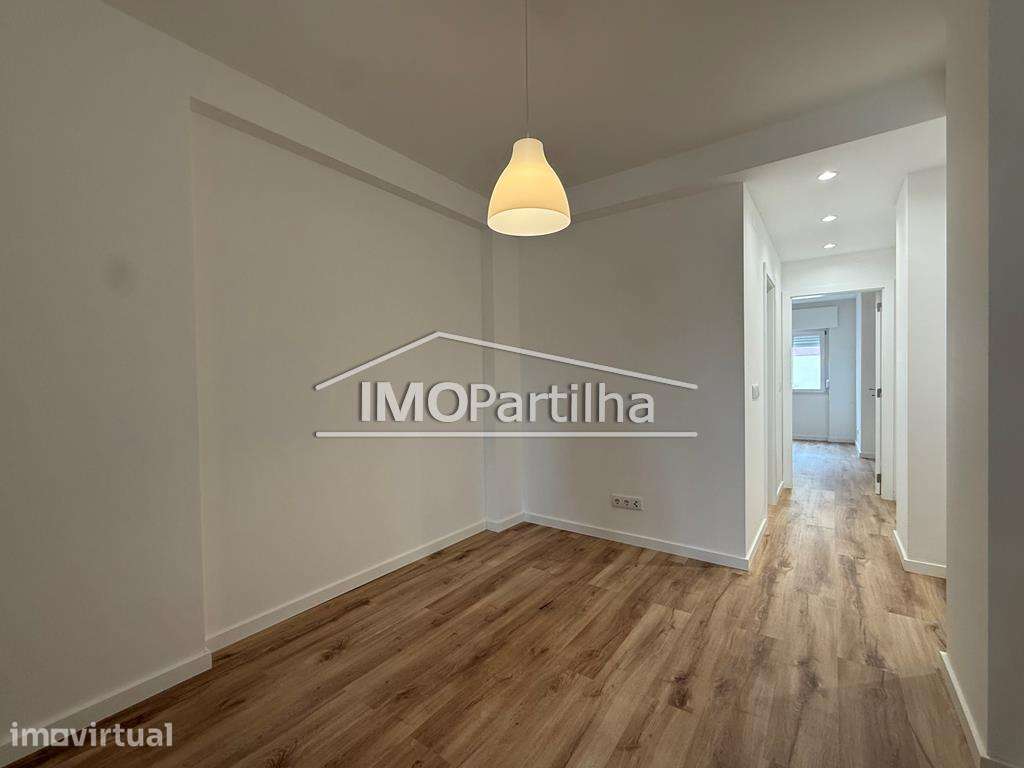 Apartamento T1
Reboleira - Amadora - Grande imagem: 4/10