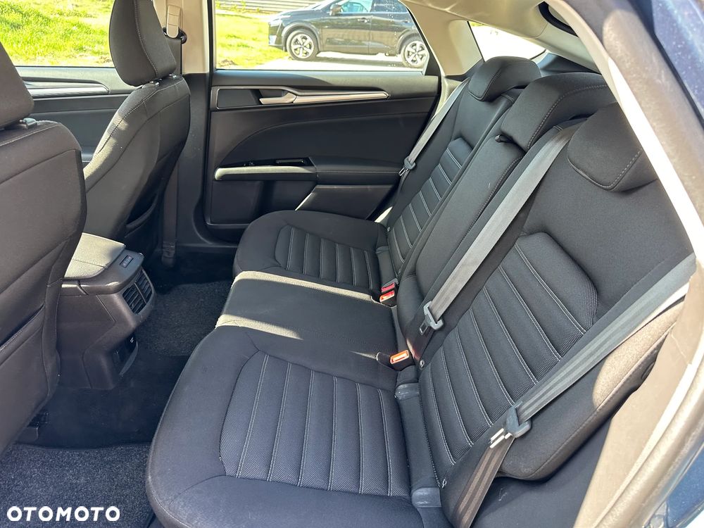 Ford Mondeo - 14