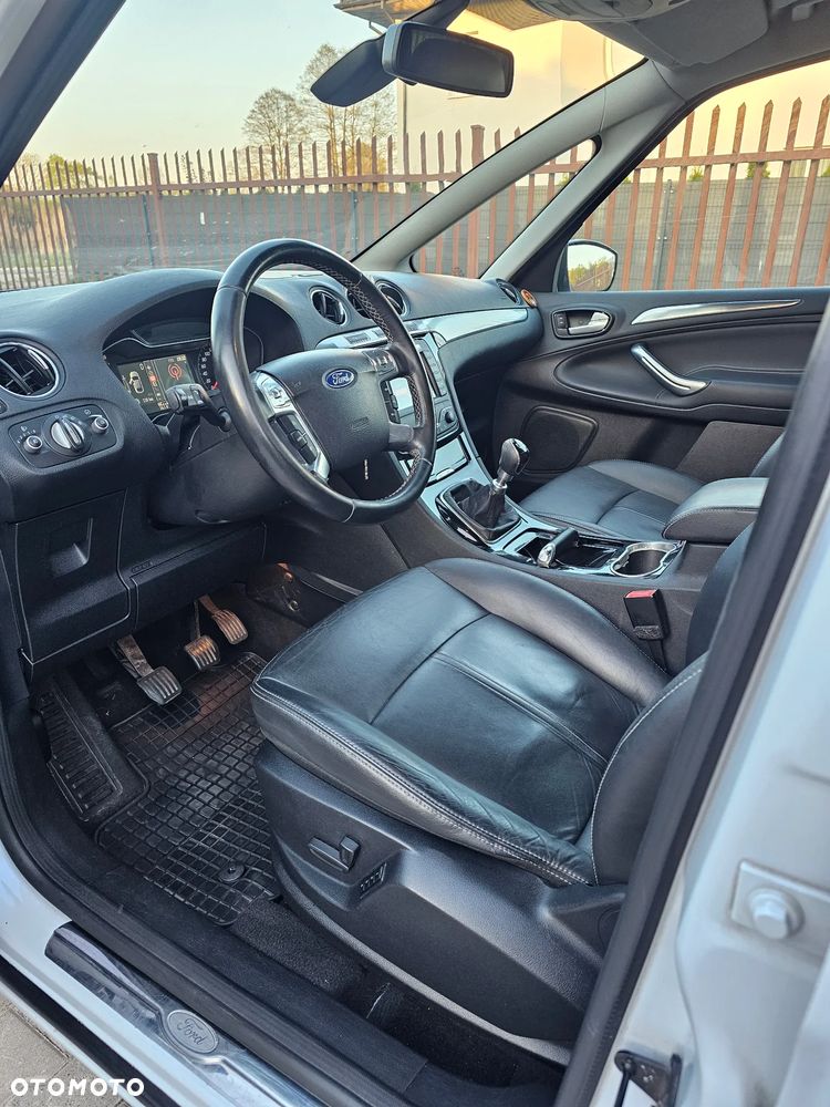 Ford S-Max 2.0 TDCi DPF Titanium - 6
