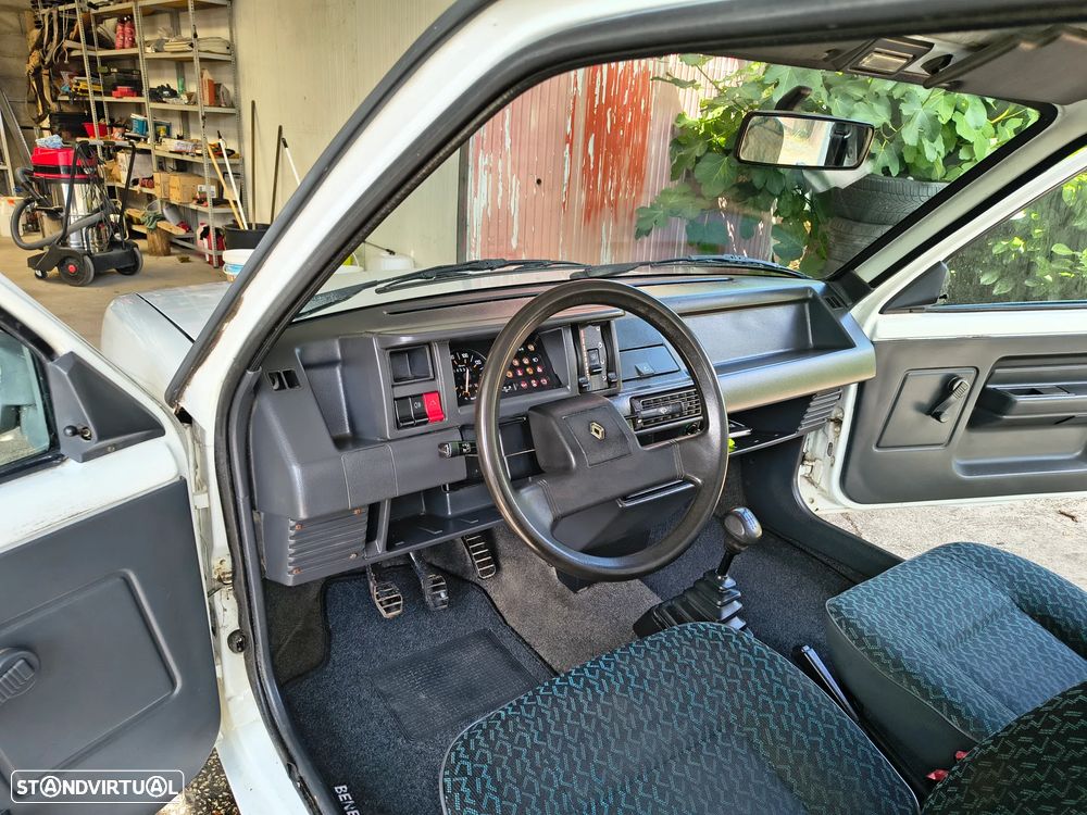 Renault Express 1.2 - 8