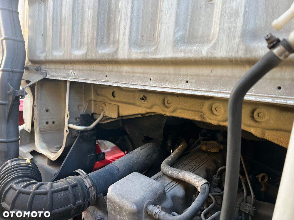 Kabina Nissan Cabstar Bez Korozji Import - 9