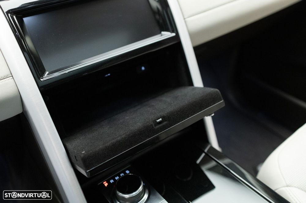 Land Rover Discovery 3.0 TD6 HSE Auto - 46