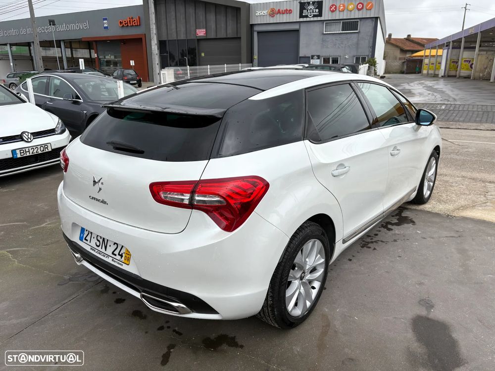 Citroën DS5 e-HDi 110 EGS6 SoChic - 6