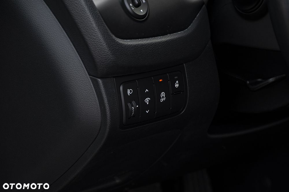 Kia Ceed - 28