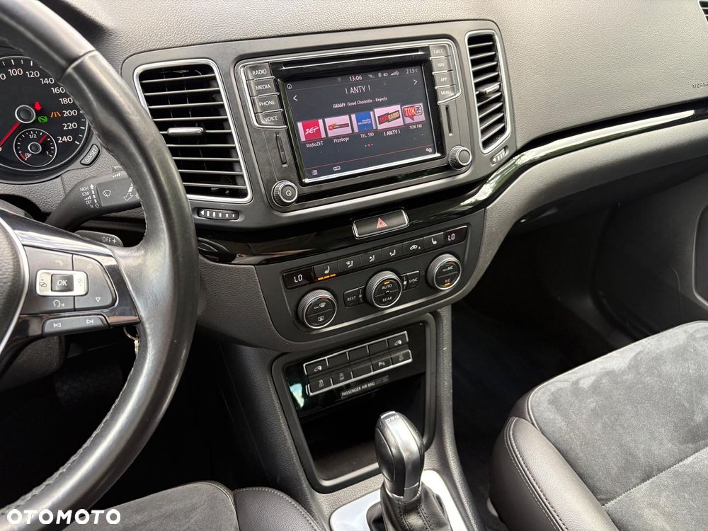 Volkswagen Sharan 2.0 TDI BMT Highline DSG - 25
