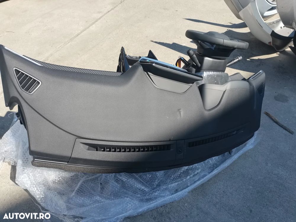 Plansa Bord peugeot 208 cu airbag si centuri 2019-2024 - 3