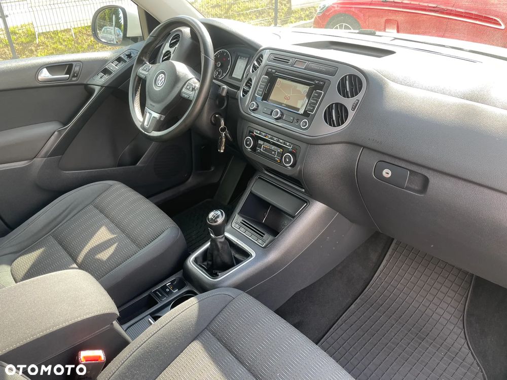 Volkswagen Tiguan 2.0 TDI DPF 4Motion Cup Sport & Style - 27
