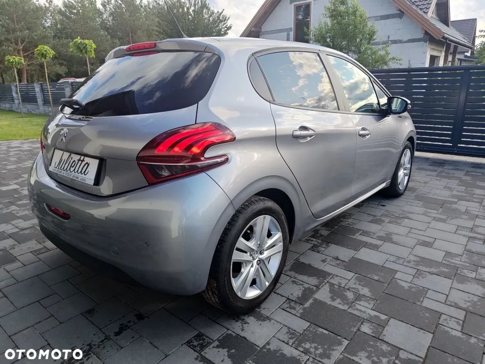 Peugeot 208 PureTech 82 Stop & Start Signature - 8