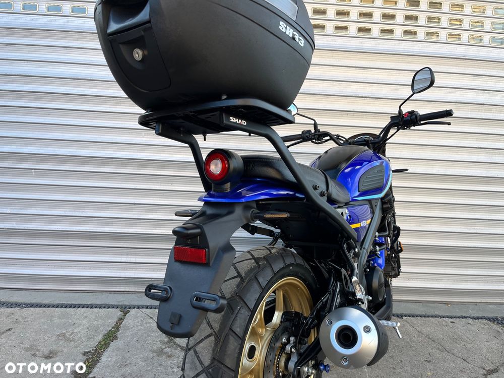Yamaha XSR - 15