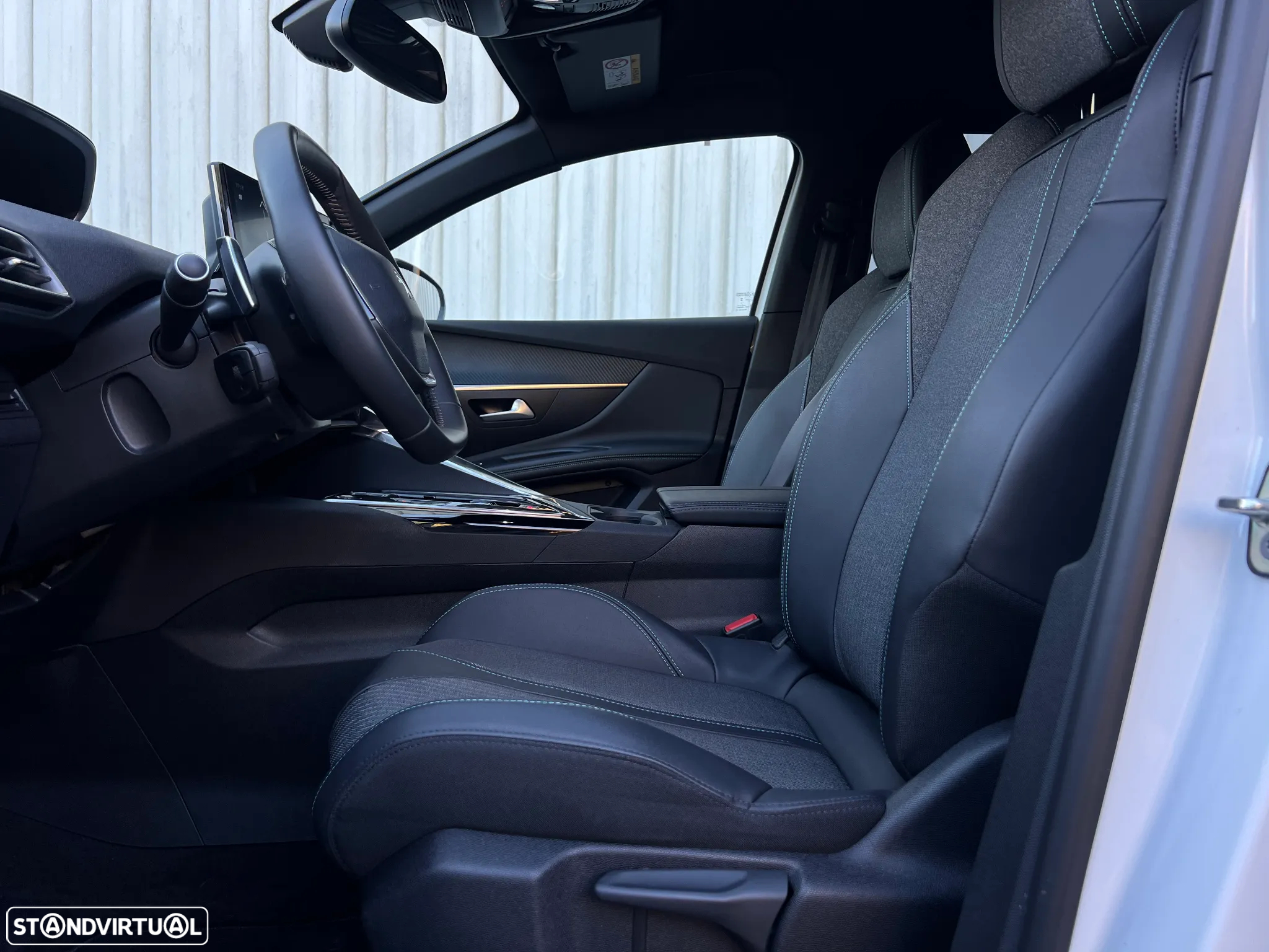 Peugeot 3008 1.2 Hybrid Allure Pack e-DCS6 - 47