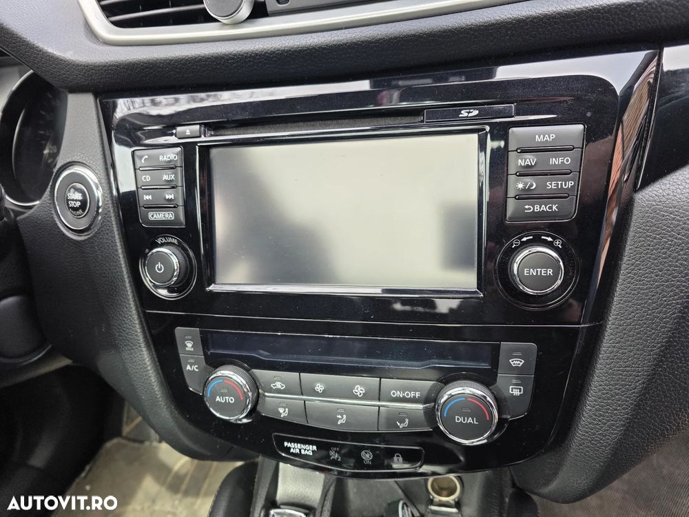 Nissan Qashqai 1.6 DCI Start/Stop Tekna - 36