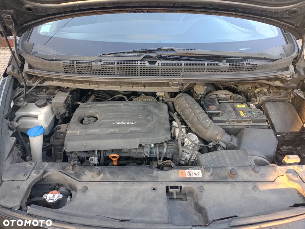 Kia Carens 1.7 CRDi 115 Dream-Team Edition - 8