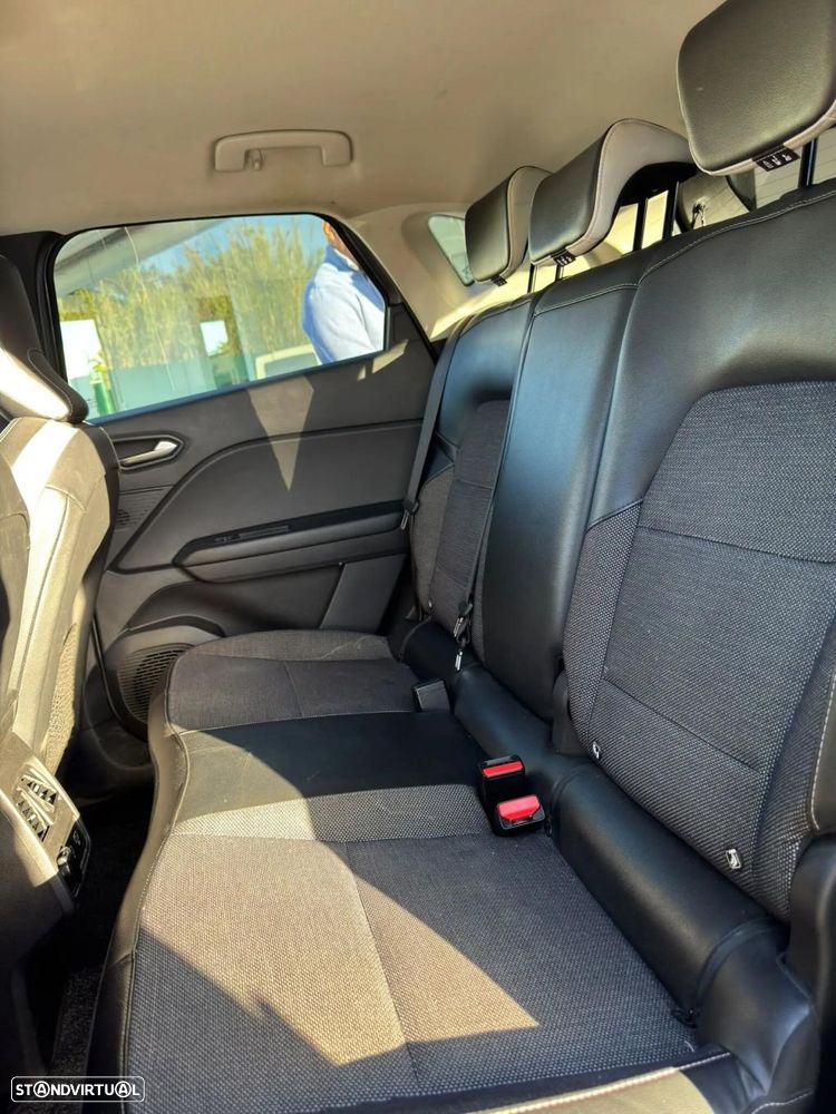 Renault Captur 1.6 E-Tech Plug-In Hybrid Techno - 14