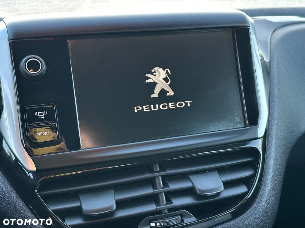 Peugeot 208 1.2 VTi Access - 19