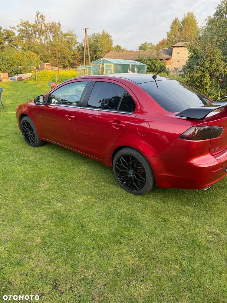 Mitsubishi Lancer 1.8 Invite - 3