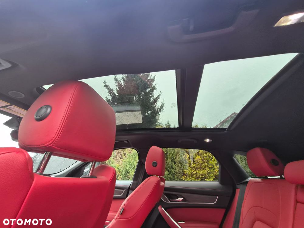 Jaguar F-Pace 2.0 P250 mHEV AWD R-Dynamic S - 16