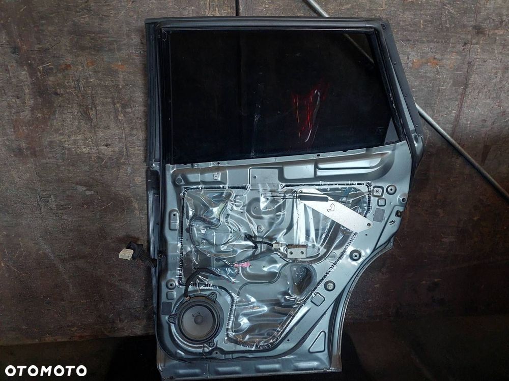 DRZWI KOMPLETNE PRAWY TYŁ NISSAN MURANO Z50 K21 - 11