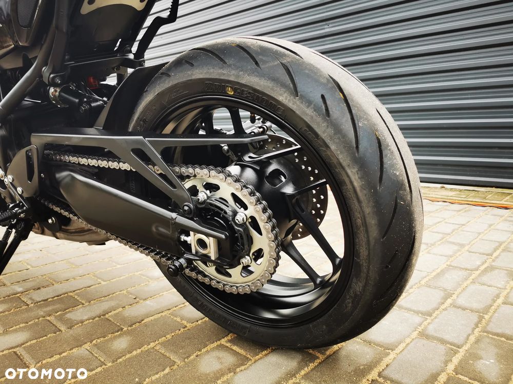 Yamaha XSR - 31