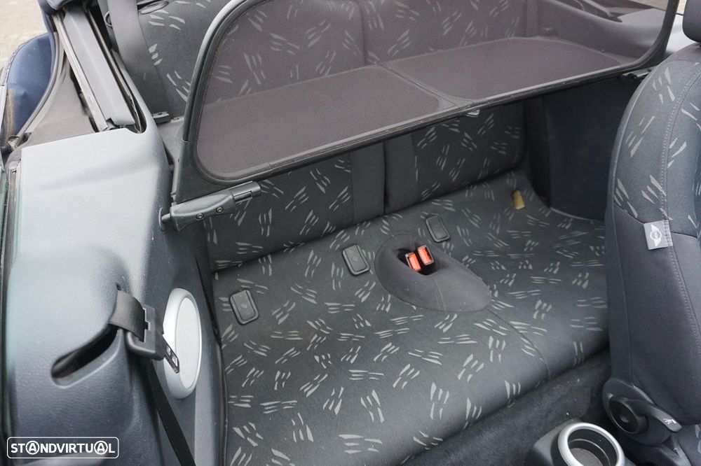 MINI Cabrio Cooper - 10