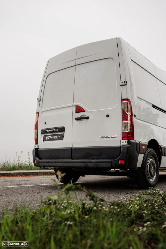 Renault Master 2.3 DCi - 12