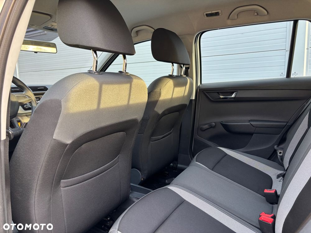 Skoda Fabia 1.0 Ambition - 26