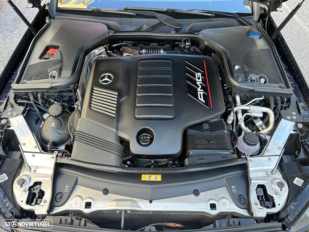 Mercedes-Benz E 53 AMG 4-Matic+ - 28