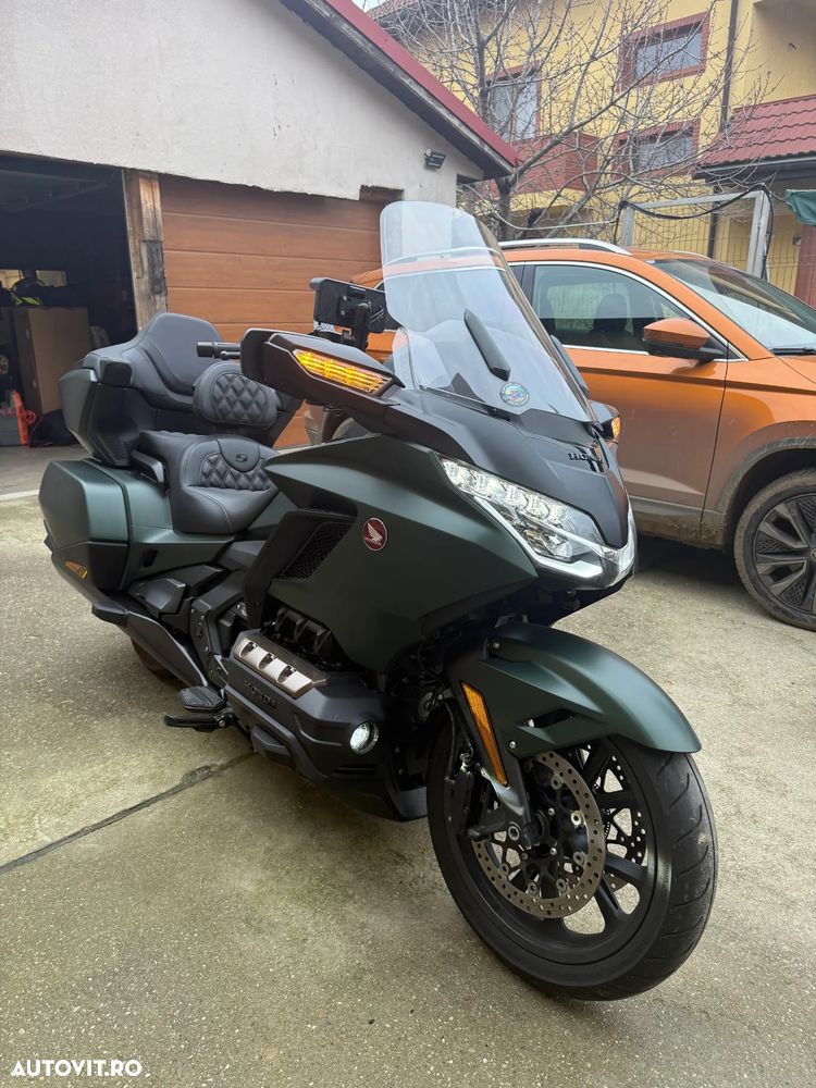 Honda GL 1800 Gold Wing - 6