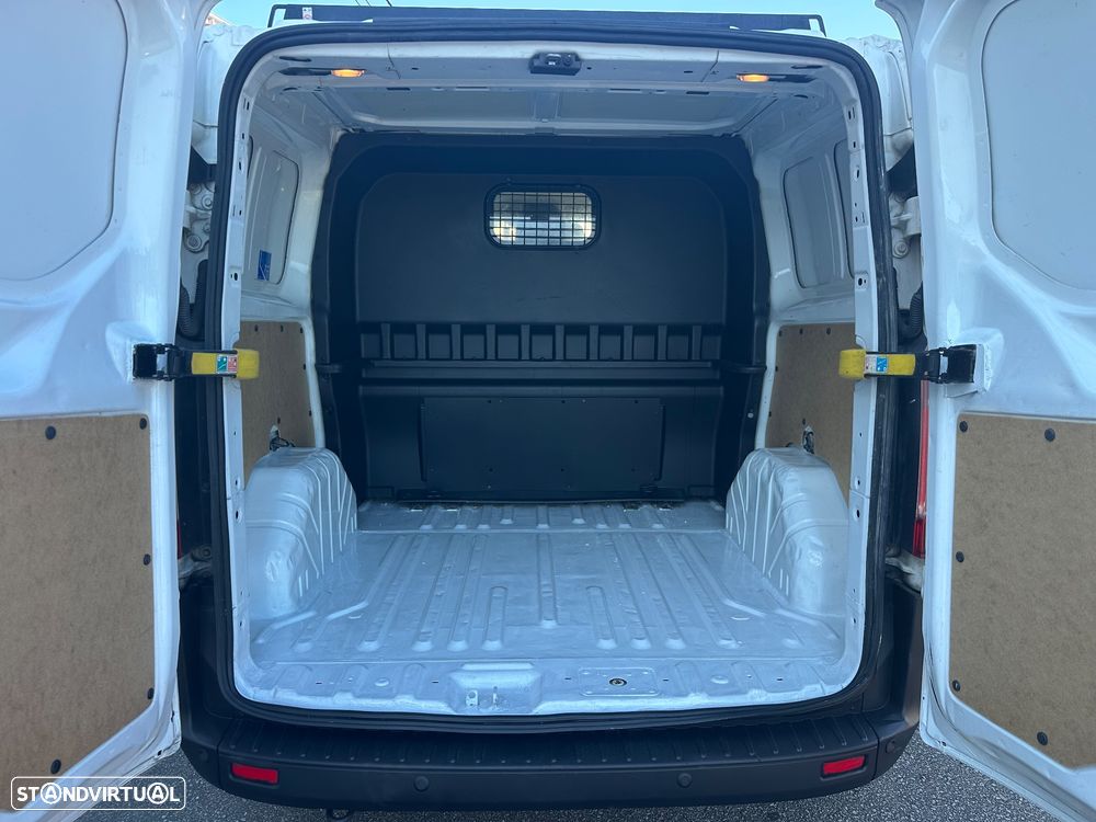 Ford Transit Custom 6 Lugares Nacional - 9