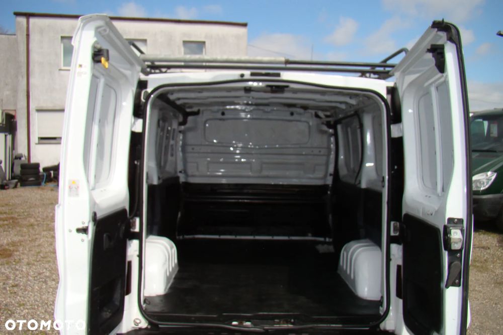 Opel vivaro - 12