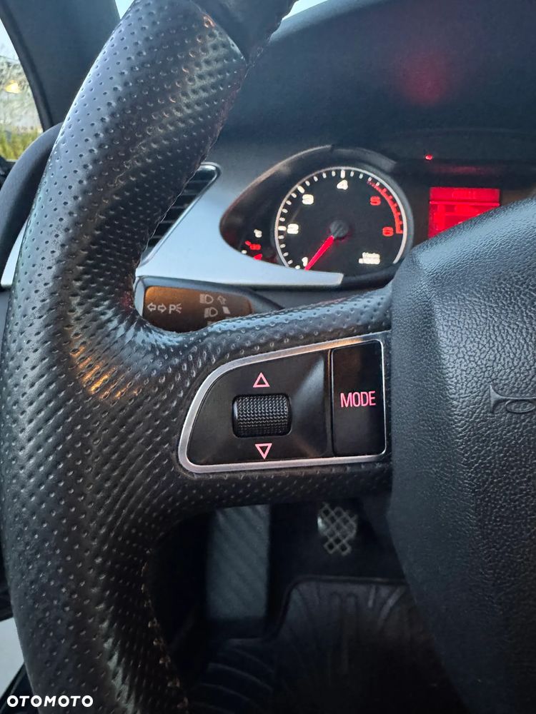 Audi A4 Avant 2.0 TDI - 28